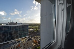 Interior - 1305OT · Spacious 3BR condo: city/ocean views, 8 guests, (Carolina)