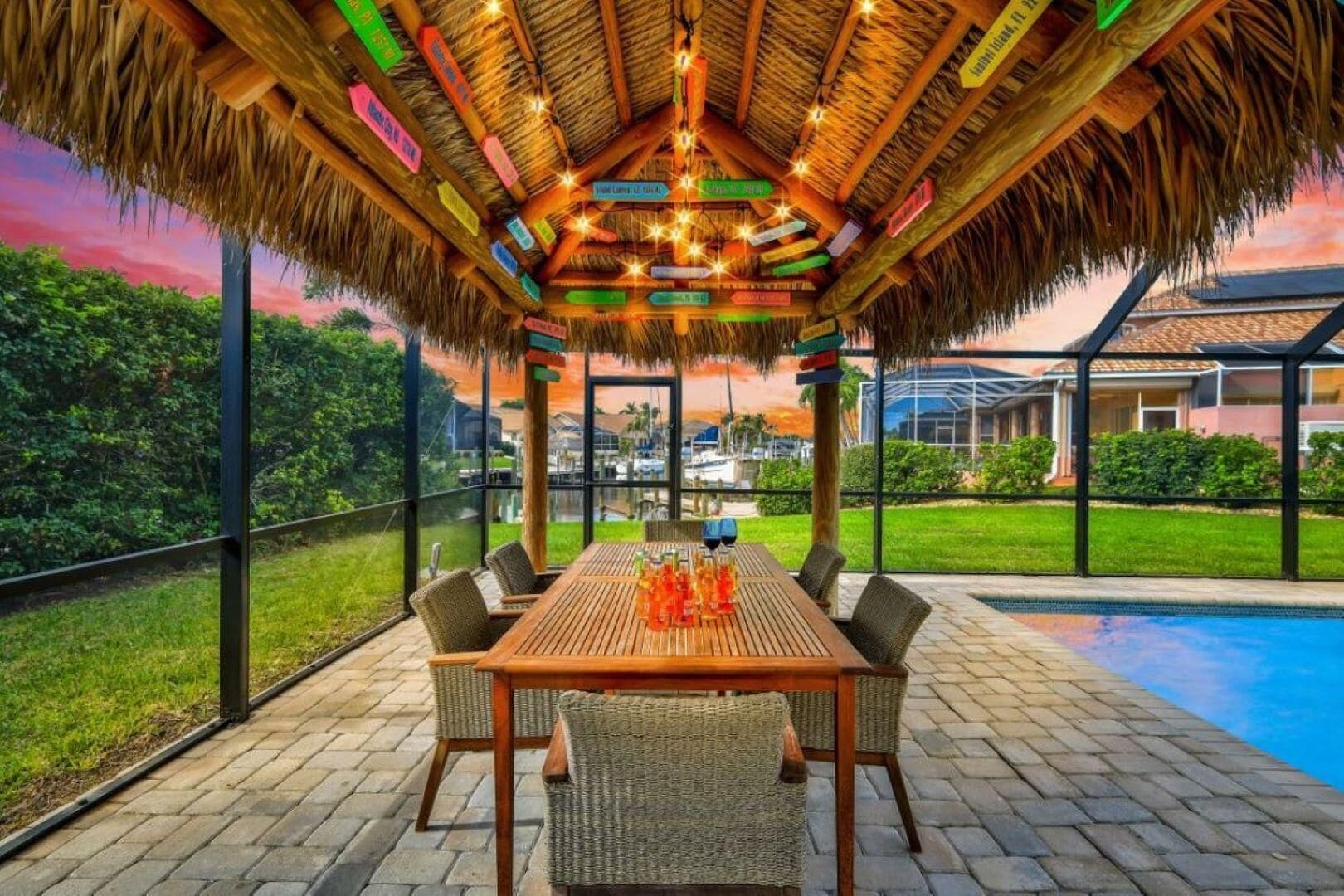 Luxury Gulf Access Pool Home With Large Tiki Hut Close to Tarpon Point Marina
