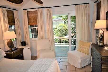 Simonton Court Historic Inn Cottages - Image 4