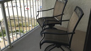 A balcony with a view of the beach and ocean. - Direct Ocean View from the top floor! (Orange Beach)