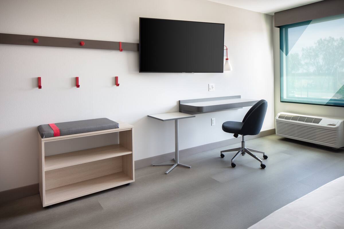 Pillow-top beds, desk, laptop workspace, blackout curtains