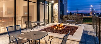 홀리데이 인 익스프레스 & 스위트 로미오빌 - 졸리엣 노스 바이 IHG