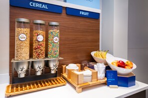 Café da manhã continental grátis todos os dias