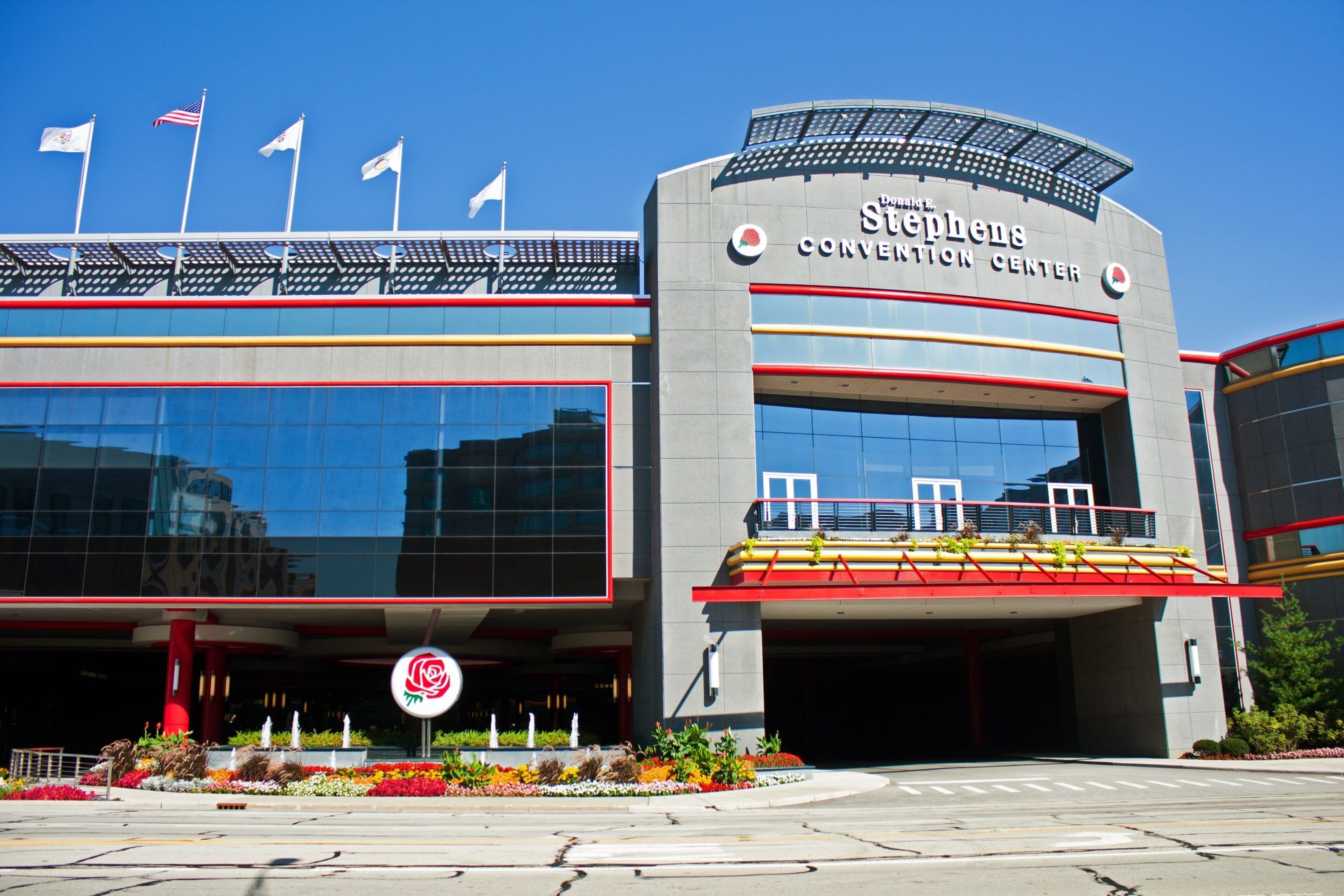 Photo - Holiday Inn Express & Suites Chicago O'Hare Airport by IHG