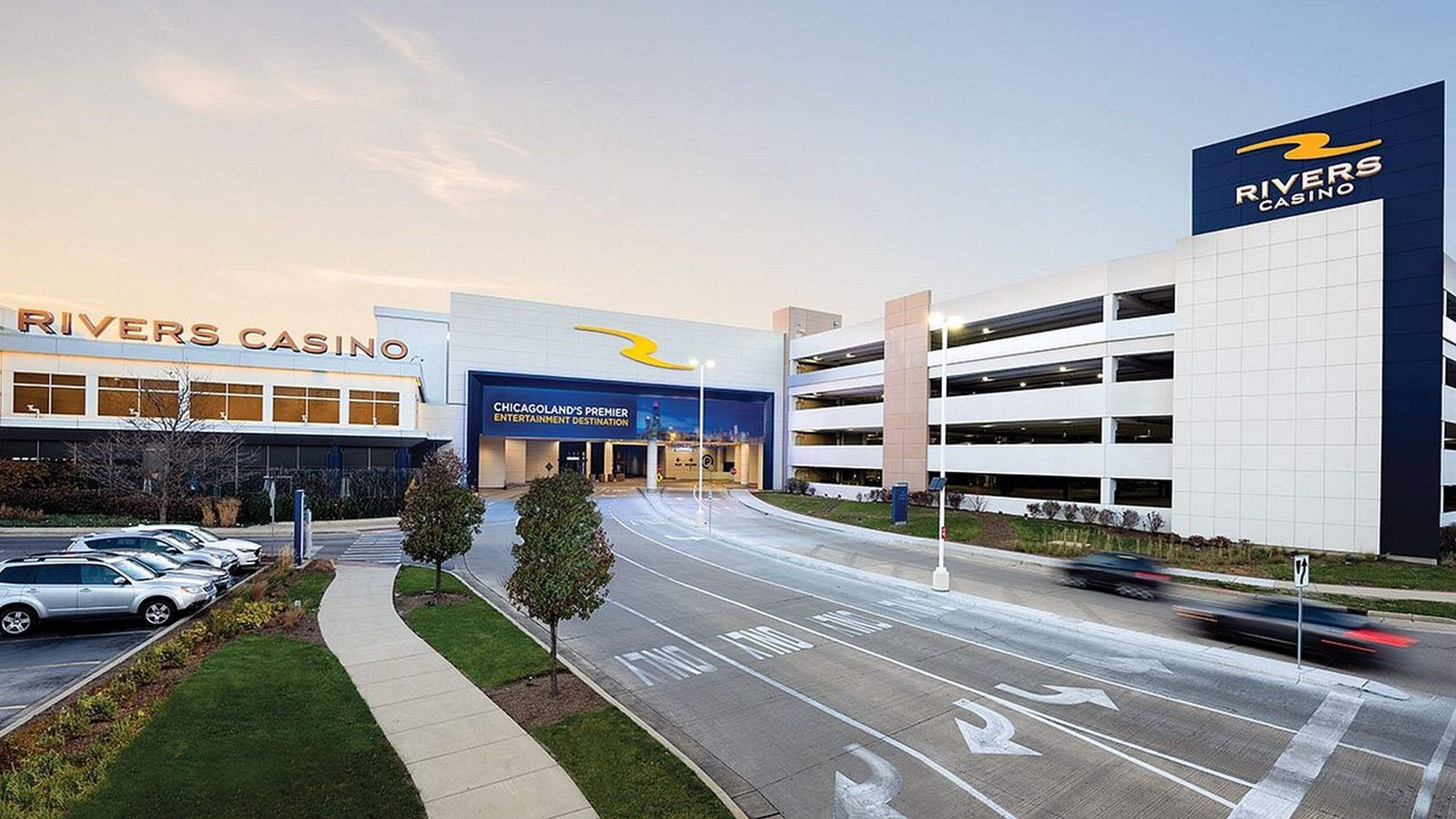 Photo - Holiday Inn Express & Suites Chicago O'Hare Airport by IHG