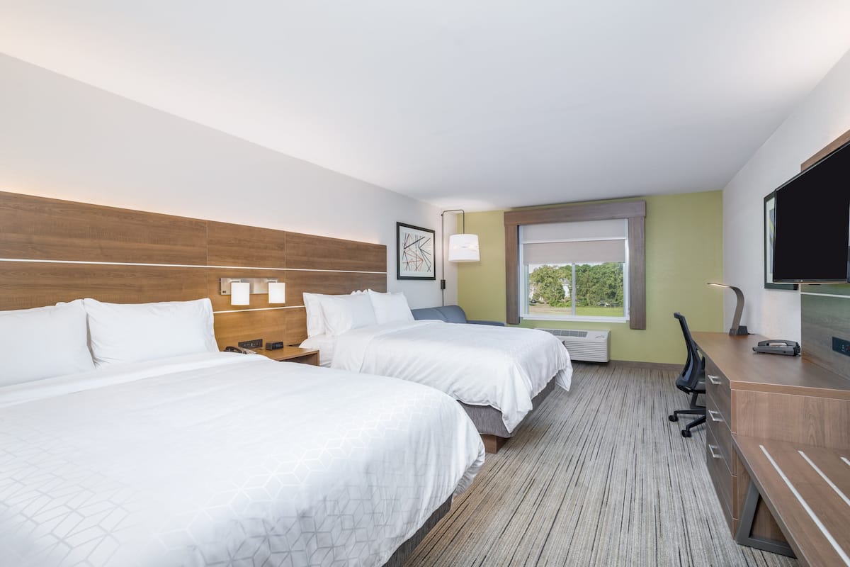 In-room safe, blackout drapes, iron/ironing board