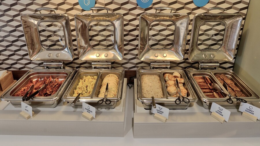 Holiday Inn Express & Suites Albuquerque East by IHG