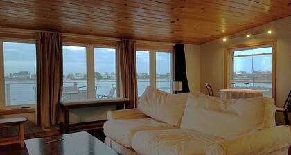 Plum Island Basin Waterfront w/Private Safe Beach Perfect for Family