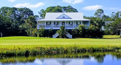 Secluded 3BR private home on golf course!