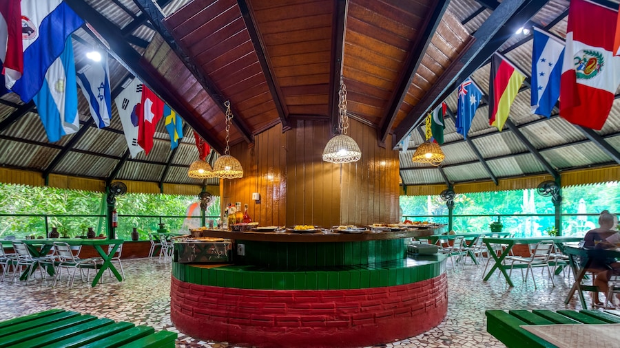 Amazonia Jungle Hotel