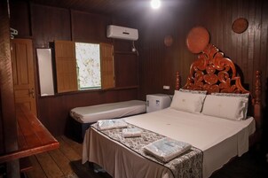 Frigobar, Wi-Fi de cortesia, roupa de cama