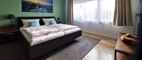 1 habitación y ropa de cama