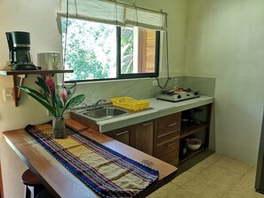 Comfort Apartment | Private kitchenette | Full-size fridge, stovetop, coffee/tea maker, rice cooker
