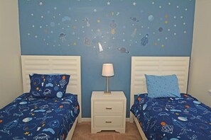 4 chambres, bureau, lit parapluie, Wi-Fi gratuit