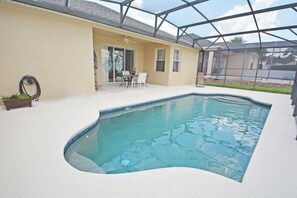Room - 4BR 3BA Home In Calabay Parc (Davenport)