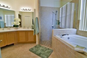 House | Bathroom | Shampoo
