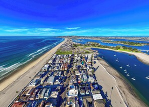 Playa en los alrededores y toallas de playa 