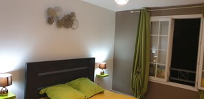 1 bedroom, iron/ironing board, free WiFi, bed sheets - T2 nice on Sainte Marie (Sainte-Marie)