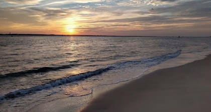 Rantahotelli, uima-altaan yksikkö 113, King Bd, Grnd-Flr, veneiden esto ja WiFi