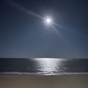 Una spiaggia nelle vicinanze