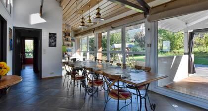 Villa with terrace, garden, near Evian and slopes, Wifi, parking