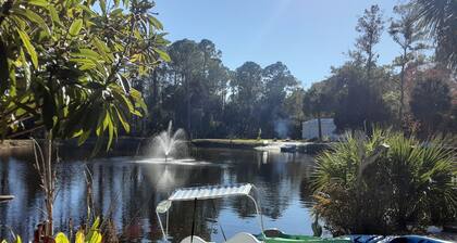 Lake Retreat of Steinhatchee- The place for scallop season, fun and memories!!