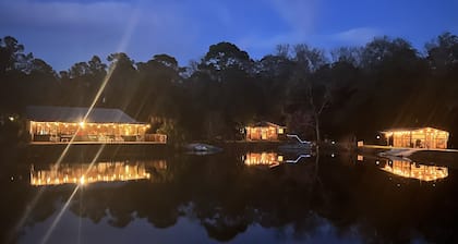 Lake Retreat of Steinhatchee- The place for scallop season, fun and memories!!