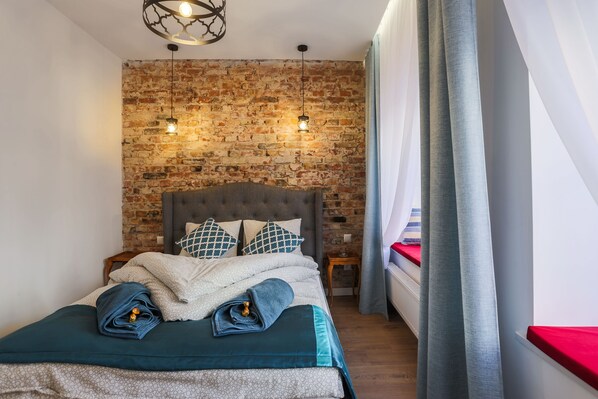 1 bedroom, iron/ironing board, WiFi, bed sheets - Cozy and comfortable apartment in the heart of the Old Town (Gdansk)