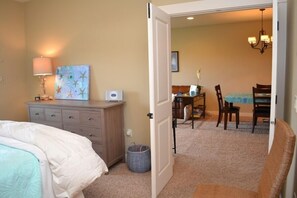 2 Schlafzimmer, Bügeleisen/Bügelbrett, kostenloses WLAN, Bettwäsche