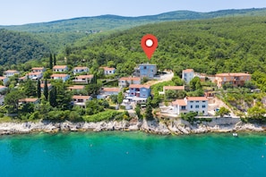 Exterior - Exclusive apartment in Sveta Marina, Istria, 1st floor - directly by the sea (Sveta Marina, Labin)