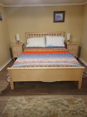 1 bedroom, iron/ironing board, free WiFi, bed sheets