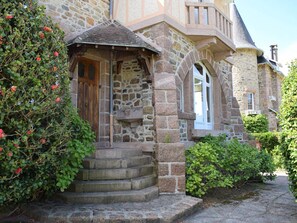 Exterior detail - Villa for 13 with garden, WIFI, pets allowed in Perros-Guirec (Perros-Guirec)
