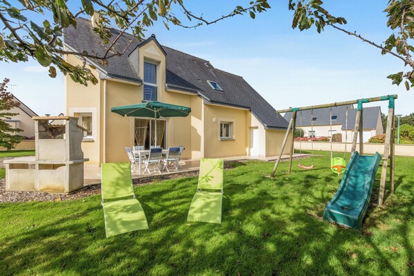 Children’s area - Homerez - House in Saint-Cast-le-Guildo (Saint-Cast-le-Guildo)