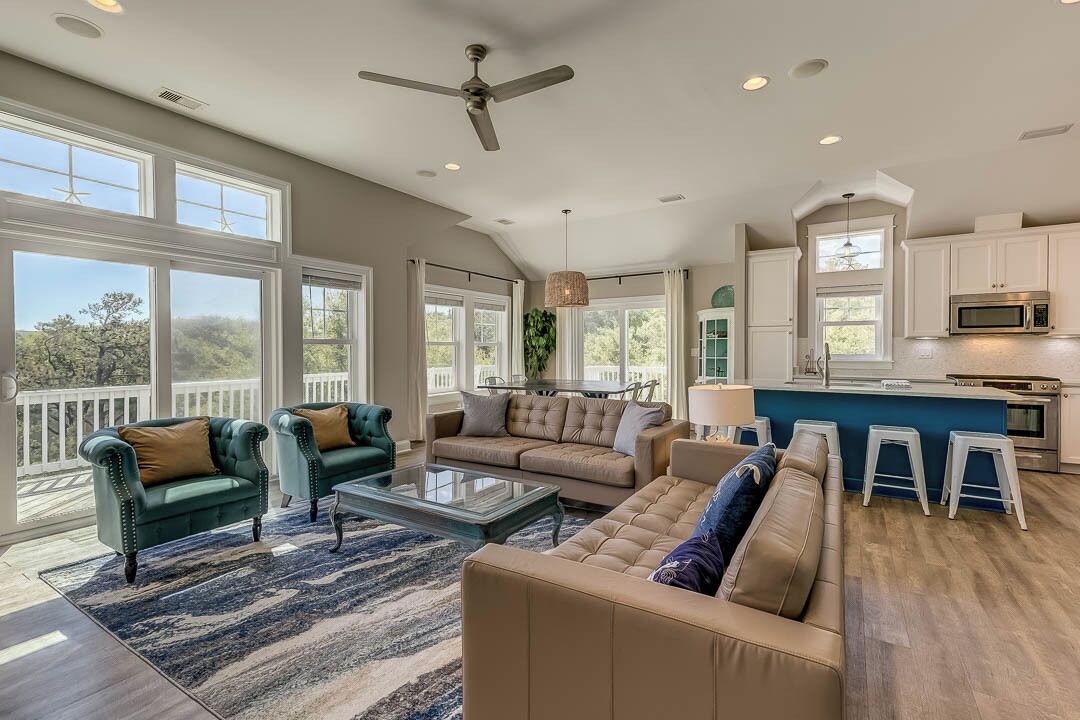 TV, fireplace, DVD player, stereo