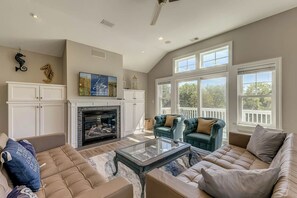 TV, fireplace, DVD player, stereo