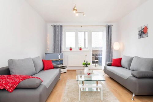 Appartement Malczewskiego 7/2 avec balcon