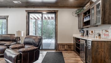 Luxury House | Living room | Flat-screen TV, fireplace