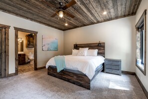 Luksustalo | Ylelliset vuodevaatteet, untuvapeitot, pimennysverhot