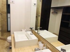 Family Apartment | Bathroom | Towels - CONDO IN CANCUN (Cancun)