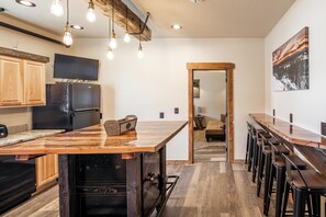 Dobbeltrom – exclusive | Dundyner, safe på rommet, individuelt dekorert og individuelt innredet