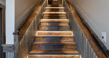 The Adventure Inn Yellowstone