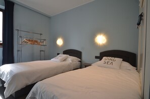 3 bedrooms, iron/ironing board, WiFi
