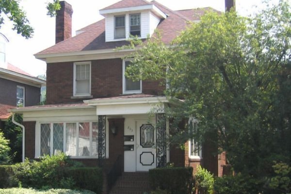 Stately 1920's Brick Home - Second Street Suite