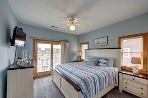 3 chambres, bureau, fer et planche à repasser, accès au Wi-Fi (inclus)