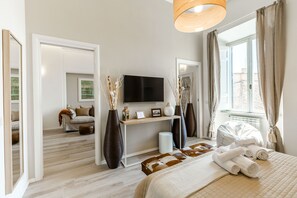 3 bedrooms, in-room safe, desk, iron/ironing board