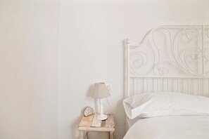 1 غرفة نوم ومكواة/لوح كي