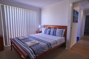 3 bedrooms, iron/ironing board, travel cot, free WiFi