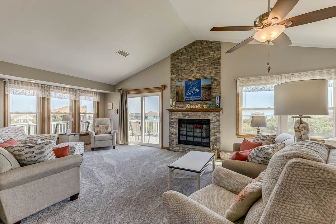 Télévision, cheminée