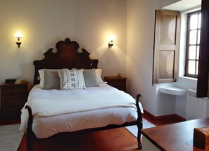 Iron/ironing board, free WiFi, bed sheets - Quinta de Santo António (Monção)