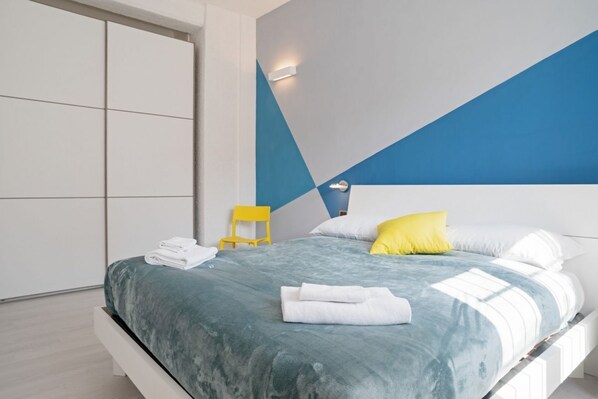 1 chambre, fer et planche à repasser, Wi-Fi, literie fournie
